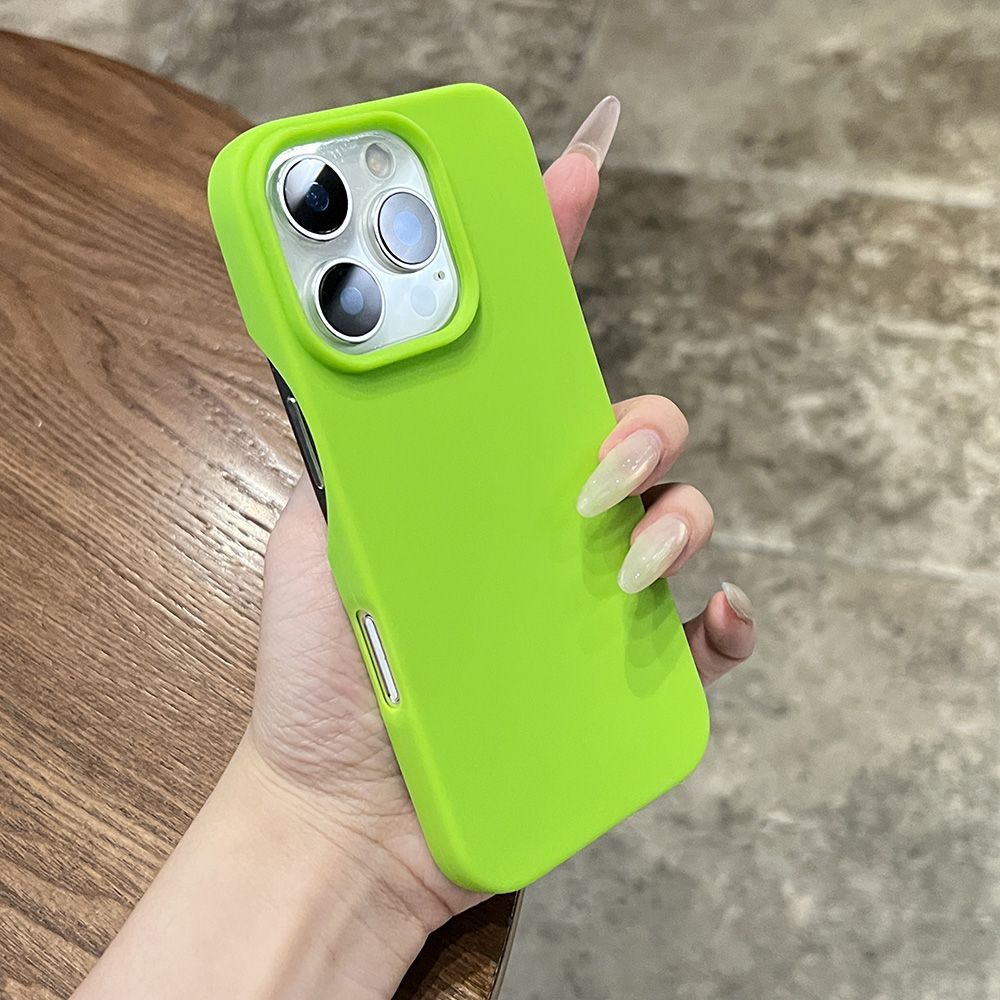 苹果手机壳为例甚么选。肤感磨砂+轻薄防摔，这款25年爆款壳真香