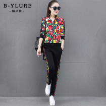 BYLURE Nameplate Big Code Printed Sports Suit Woman 2022 Chunqiu New Leisure Flower Clothing Three Sets