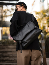 Hong Kong Mens New Tide Brand shoulder bag Casual Shoulder Bag Toilwear Small Satchel Riding Postman Croskedpack