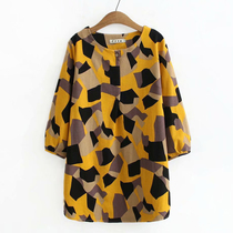 Fatty plus size middle-aged womens spring cotton hemp printing medium sleeve T-shirt fat mother Loose Medium long pullover