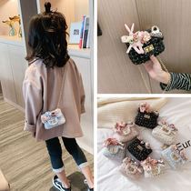 Girls chain bag Small fragrance Childrens bag Rabbit mini bag Korean version of wild one shoulder oblique cross-chi Zi accessories