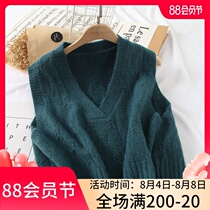 Korean version of the short outer sweater knitted vest vest waistcoat outer wear female spring and autumn V-neck wool net red horse clip