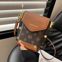Hong Kong Tide Card I T MAX PACKAGE WOMEN 2022 NEW FASHION VERTICAL PHONE BAG 100 LAP SINGLE SHOULDER SLOPED SATCHEL BAG
