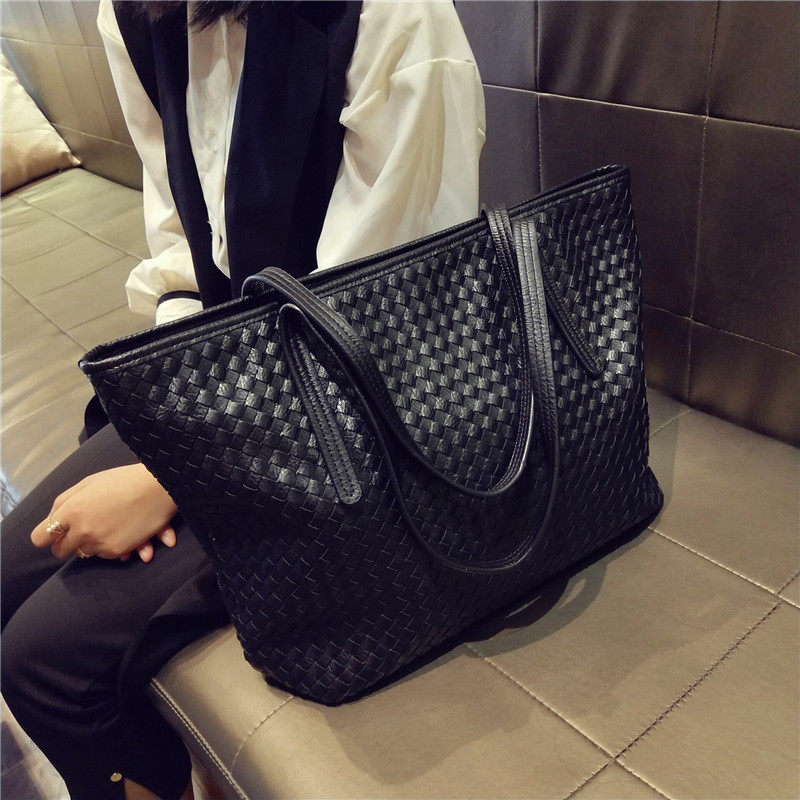 Hong Kong 2020 new leather ladies big bag woven bag large 託 special bag simple one-shoulder bag