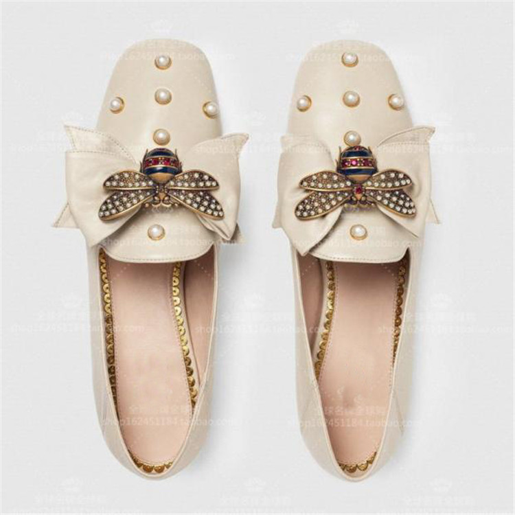 Womens shoes square head pearl flat apricot color 2 shoes you can step on the heel do not grind feet