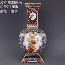Qing Yongzheng annual climbing flower enamel flower and bird square bottle antique old porcelain ornaments antique antique collection