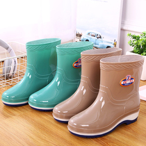 Think more of my short cylinder Rain shoes ladies Non-slip Abrasion Resistant Water Shoes Plus Suede Warm Medium Cylinder Rain Boots Comfort Waterproof Rubber Shoes