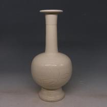 Song Ding Kiln white glaze carved long neck bottle antique old goods antique old goods do old imitation ancient porcelain unearthed in the Song Dynasty