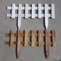 Vegetable hot pot shop Outdoor garden anti-corrosion wooden fence Courtyard fence Farm isolation decoration decoration European-style fence