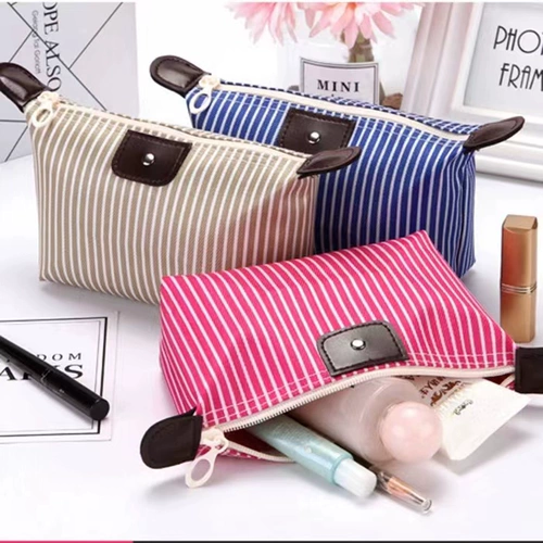 Портативная вместительная и большая косметичка для путешествий, премиум класс, коллекция 2023, в корейском стиле, популярно в интернете