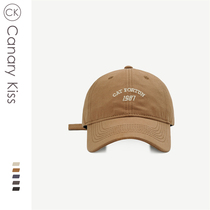 Canary Kiss Alphabet Baseball Cap Men And Women Spring Summer Money Chains Chains Chains Fashion Card Its Color Duck Tongue Hats