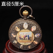 Vintage Clamshell Roman Pocket Watch Pendant Pendant Pendant Vintage Nostalgic Mechanical Hanging Watch Gift Collectible Photo Pocket Watch