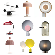 Nordic Brief Danish Bedroom Desk Lamp Modern Creative Decent Board Room Designer Desk Living-room Light Lavish Decoration Lamps