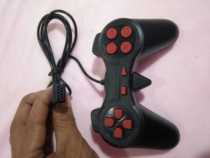 New eight-bit game machine nine-hole horn handle high sensitivity comfortable and durable suitable for all ages