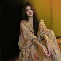 Early spring 2022 New womens style Broken Flowers Snowspun V Neckline Dress Gentle with Temperament Vintage Tea Hysteria