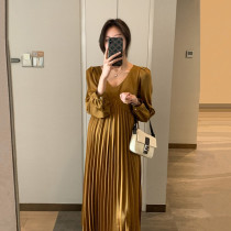 Pregnant women spring clothing 2021 New European and American style maternity dress French high-grade loose long knee pleated dress