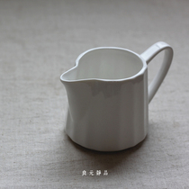Liangyuan Jingping-Japanese Nordic style plain white ceramic polyprismatic small milk cans small milk cups