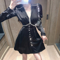 Hepburn wind small black skirt autumn 2021 new women waist thin temperament Diamond sexy V neck dress