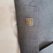 Enterprise badge brooch custom sterling silver name collar pin high-end tide men and womens suits binding to make Pin Company logo