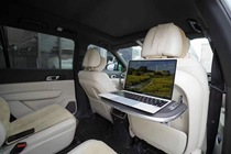 Special ideal ONE small table multi-function table wireless charging Weilai back row ES8 folding small table board modification