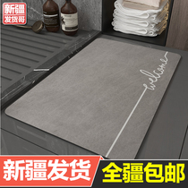 Xinjiang delivery simple absorbent mat foot pad toilet toilet door non-slip home quick-drying bathroom mat