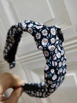 Hairband female Korean retro Net red 2021 New sweet floral wide-side headband press hairclip pin head jewelry