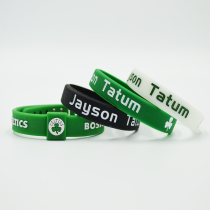 Star Jason Tatum adjusts night bracelet basketball bracelet Celtic silicone wrist belt male