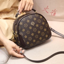 Womens bag 2020 autumn and winter new all-match fashion chic presbyopia womens shoulder bag messenger bag small round bag