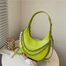 French niche bag 2021 new fashion premium sense pearl chain shoulder shoulder underarm bag womens bag summer shoulder bag