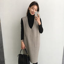 Pregnant womens woolen sundress Autumn and winter micro-plus size womens mid-length vest skirt dress set two-piece set