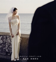 Light wedding dress 2021 new small tailing Mori simple satin fishtail bride French outing dress female