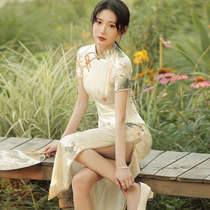 Long high-end cheongsam young girl 2021 new retro modified dress Chinese style French summer