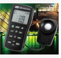 Taishi TES-136 color temperature meter colorimeter colorimeter colorimeter tester high precision