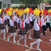 The opening ceremony of the sports meeting entered the square with the hand props creative kindergarten dance cheerleading Palm Gloves