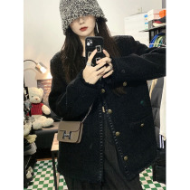 Black fur one lamb coat plus cashmere short coat small fragrant wind Women autumn and winter 2021 New