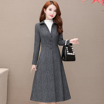 Senior trench coat women spring and autumn 2021 New this year popular big name long design casual coat