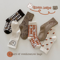 Childrens socks cotton spring and autumn baby children cute cotton socks boys and girls autumn and winter bear lattice socks
