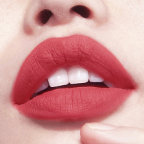  Big-name hummus color lipstick does not stick to the cup does not fade long-lasting waterproof velvet matte lipstick makeup milk tea color