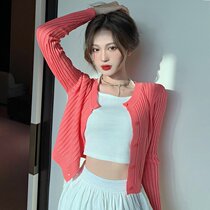 A21ABC2021 autumn and winter rose red knitted short long sleeve vest blouse women design sense niche milk