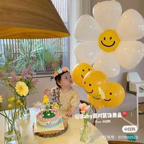White Daisy aluminum film big flower balloon sunflower egg baby one year old birthday decoration opening arrangement