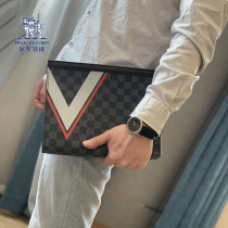 European Station Luxury Mens bags 2022 New handbags genuine leather and American mens letters enveloping 100 hitchers with bag men