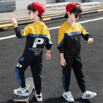 Boys spring clothing suit 2022 new foreign gas CUHK Boy handsome boy Spring-autumn season Childrens necropolis Two sets of damp
