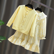 Girl Spring Dress Dress Dress 2022 New Foreign Air Korean Ensemble Superior Knitwear Knitwear Skirt Suit Skirt Child Skirt