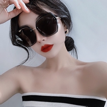 Chao brand 2021 New Korean version of Chao Net red black polarized sunglasses female street shot hollow sun glasses big face round glasses