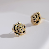 Black small drill Solid Mountain Tea Flower earrings Fairy Wind Earrings 2023 New Tide Ears SUPER FAIRY Temperament Superior