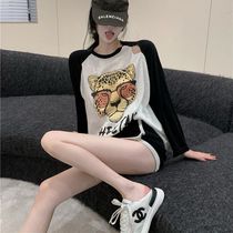 BAO WEN print chic sweet and spicy clothes autumn winter New Style style personality long sleeve base shirt Women