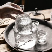 Wonderful HOME Japanese creative hammer glass wine set clear glass wine warm wine one pot four cups pot set white wine yellow wine