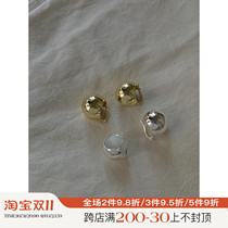 Accidental accident big golden ball autumn and winter retro French high-end silver earrings elegant atmosphere geometric sense