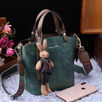 Hong Kong bag womens 2021 new style fashion retro leather handbag Korean casual shoulder messenger bag womens bag