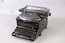 Domestic spot 40 s American Underwood Underwood Noiseless antique mechanical typewriter